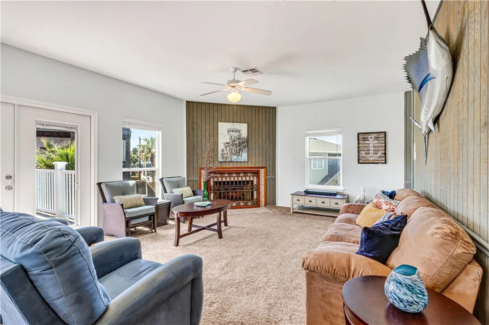 909 Whispering Sands Street Port Aransas, TX 78373