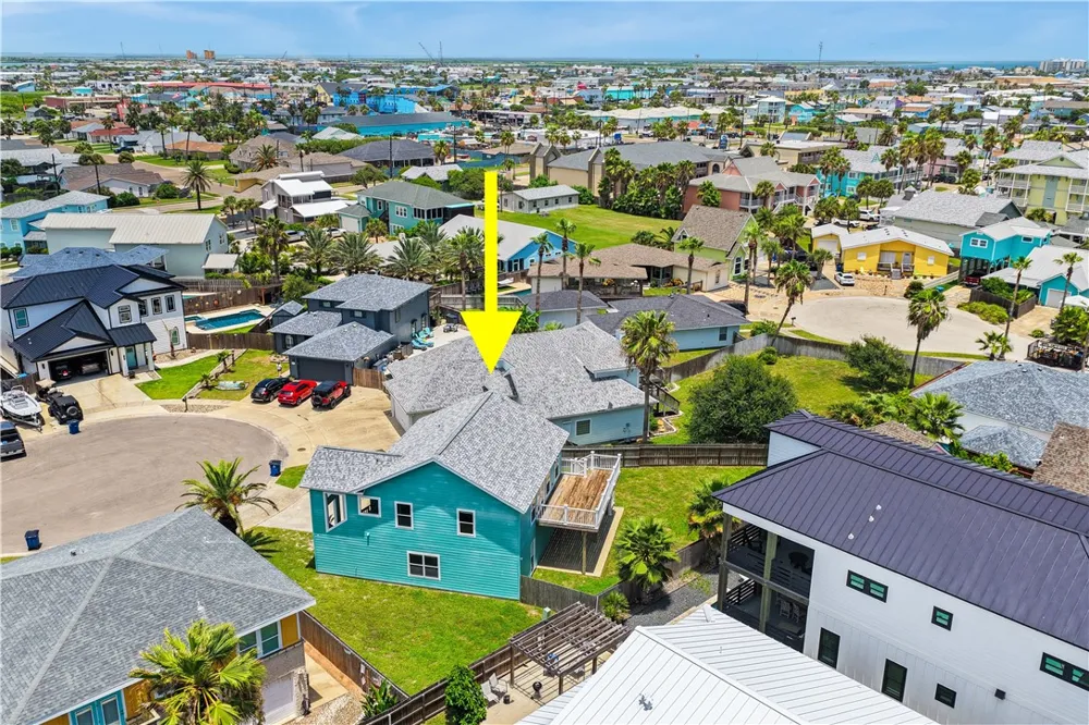 909 Whispering Sands Street Port Aransas, TX 78373