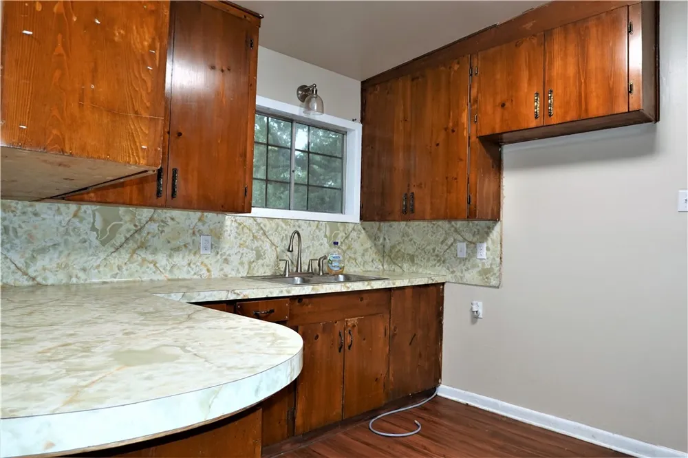 620 Reynolds Avenue Taft, TX 78390