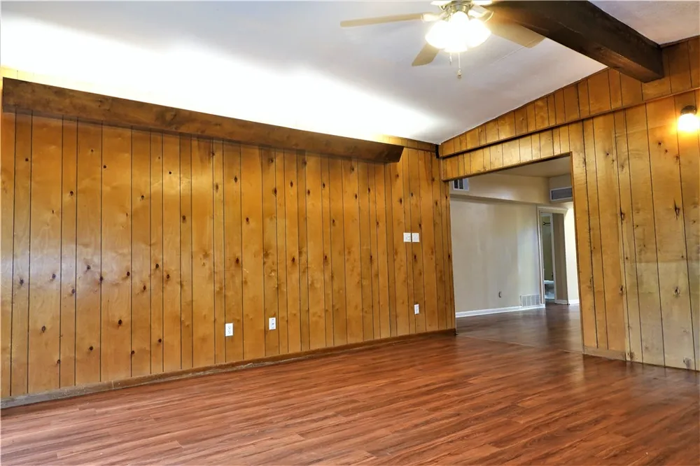 620 Reynolds Avenue Taft, TX 78390