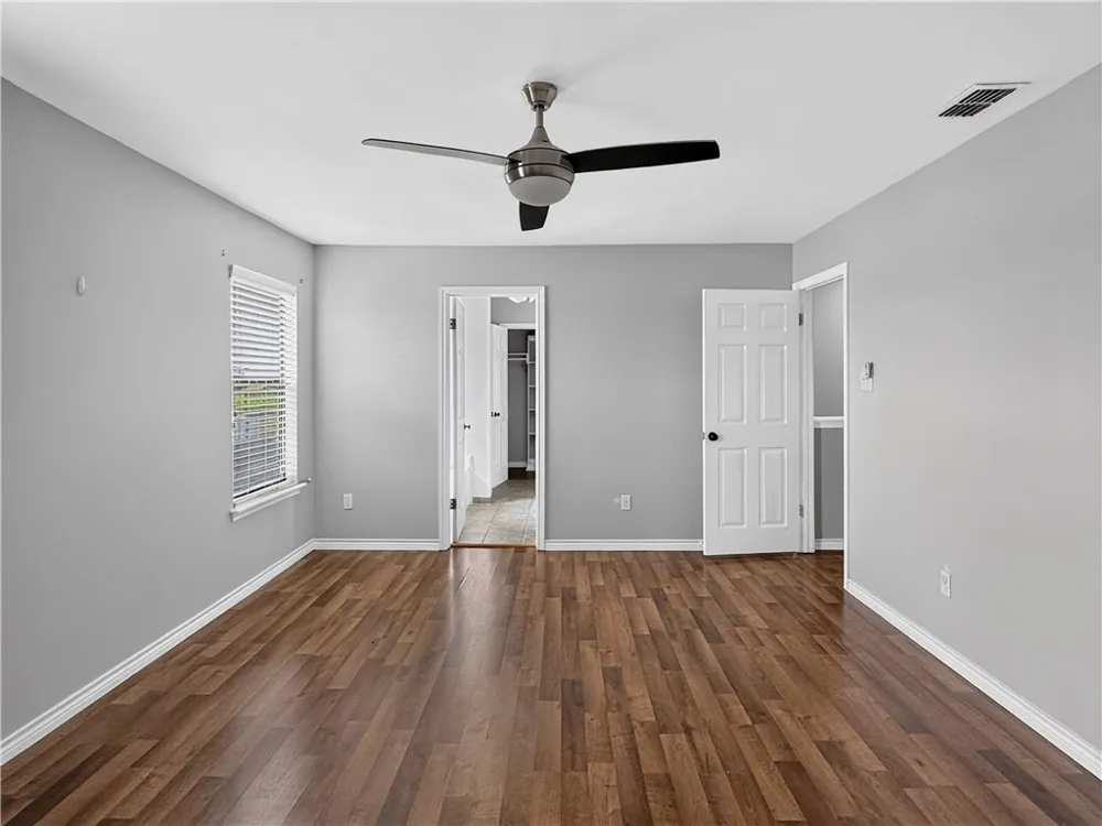 7638 Clearbrook Drive Corpus Christi, TX 78413