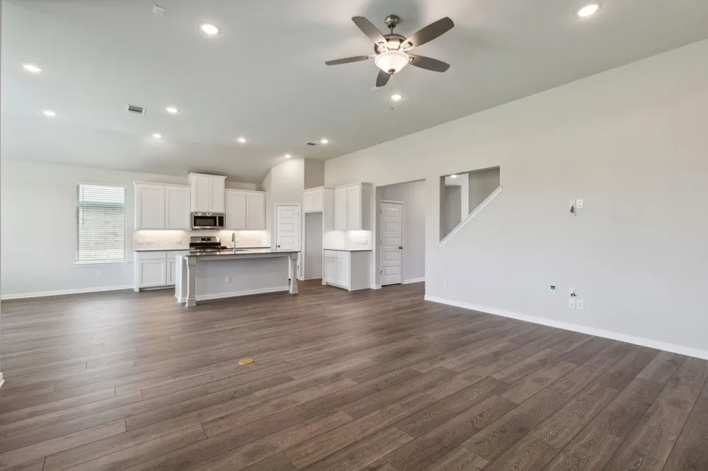 724 Metallic Tree Lane Van Alstyne, TX 75495