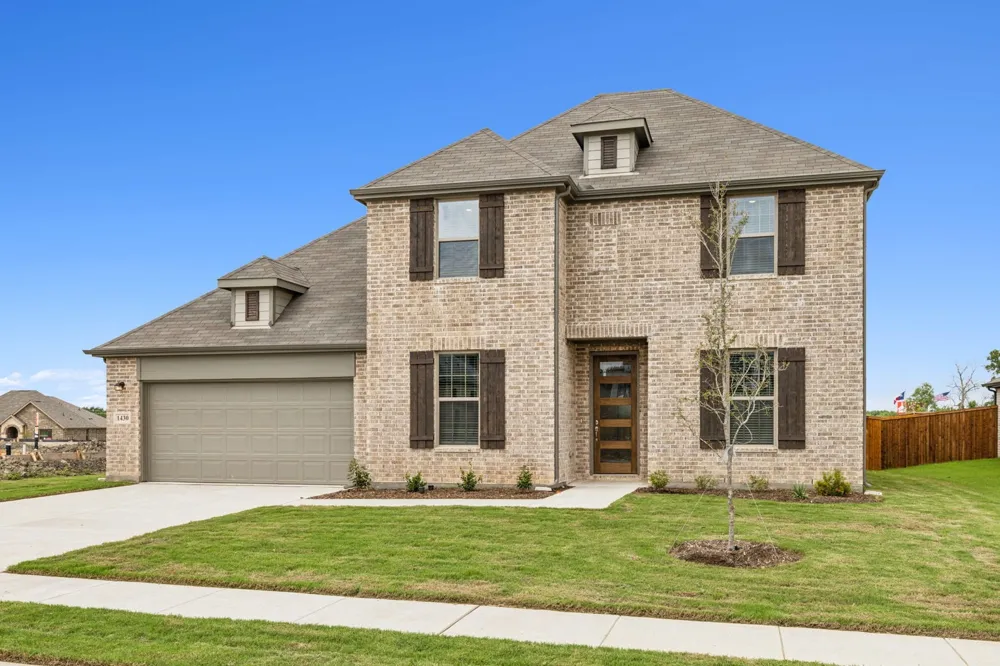 724 Metallic Tree Lane Van Alstyne, TX 75495