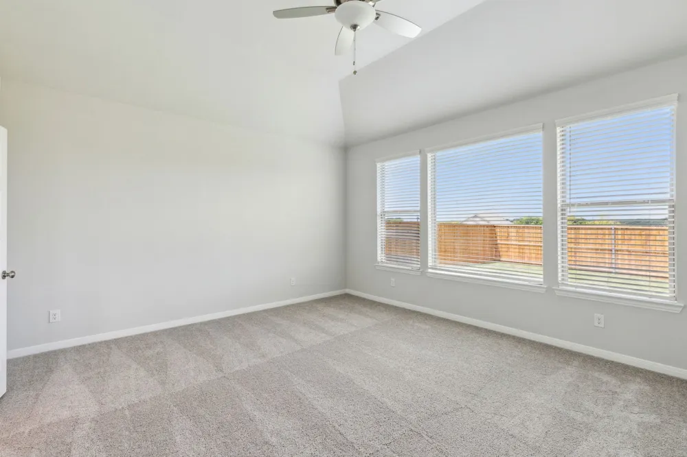 724 Metallic Tree Lane Van Alstyne, TX 75495
