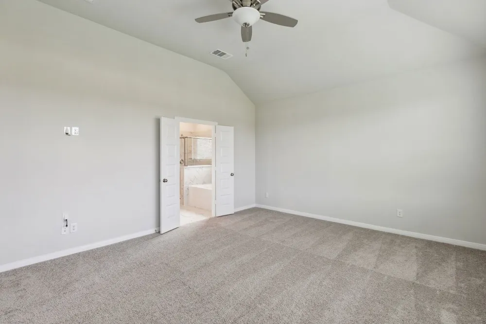 724 Metallic Tree Lane Van Alstyne, TX 75495