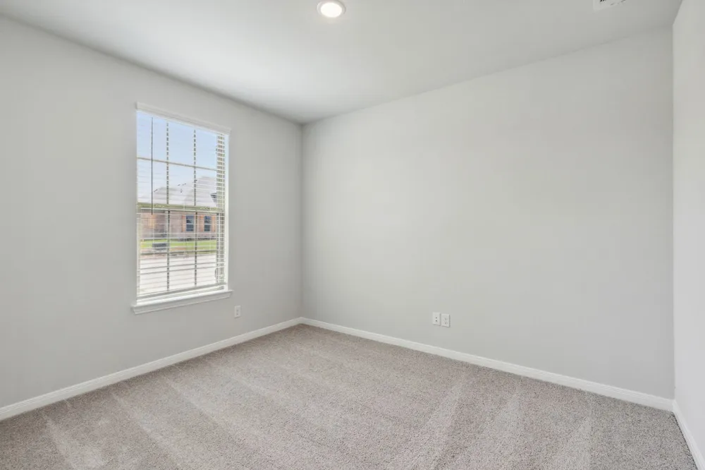 724 Metallic Tree Lane Van Alstyne, TX 75495