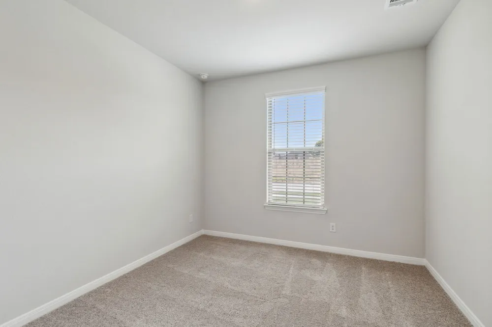 724 Metallic Tree Lane Van Alstyne, TX 75495