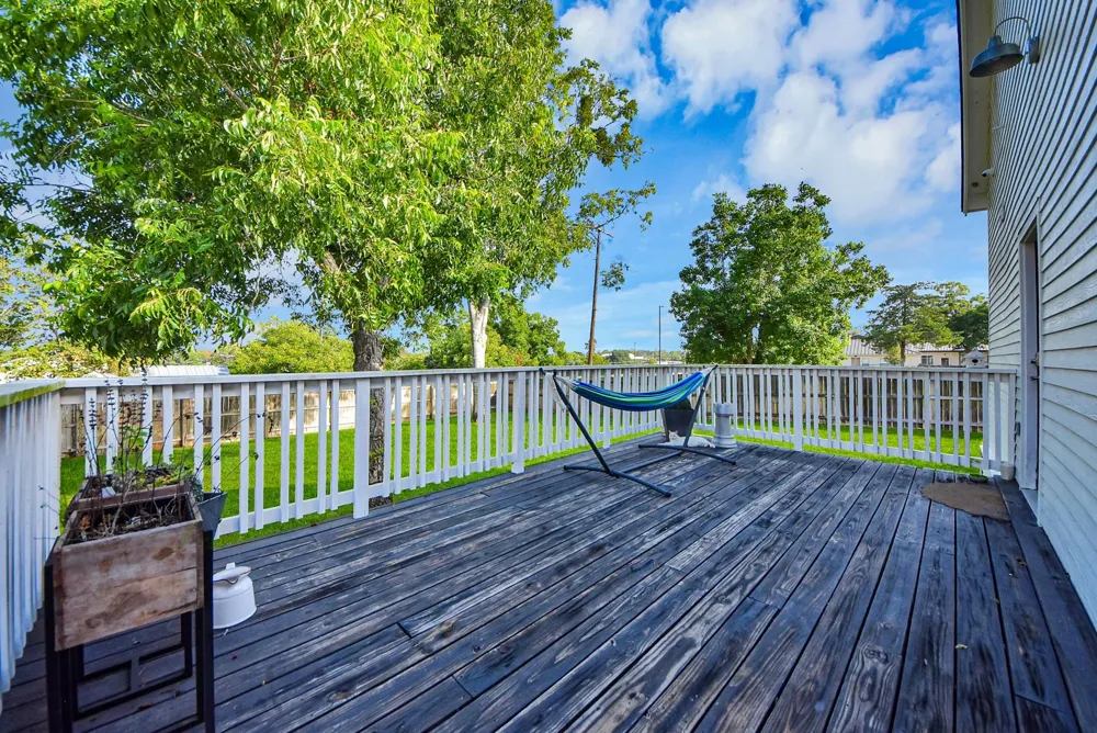 308 S Masonic Street Bellville, TX 77418