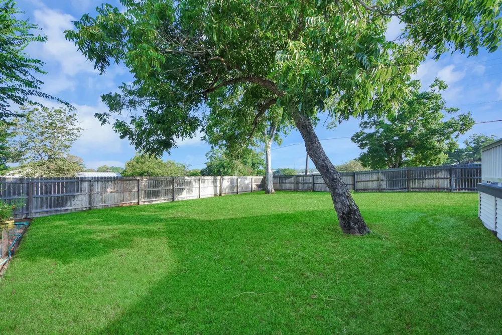308 S Masonic Street Bellville, TX 77418