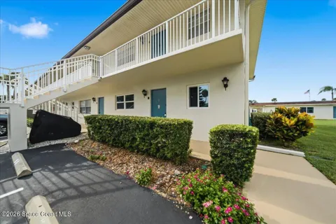 171 Cape Shores Circle #3-E