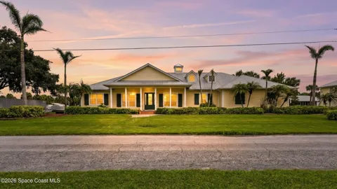 5120 White Heron Lane