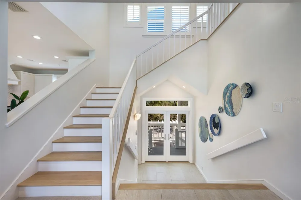 585 BUTTONWOOD BAY DRIVE Boca Grande, FL 33921