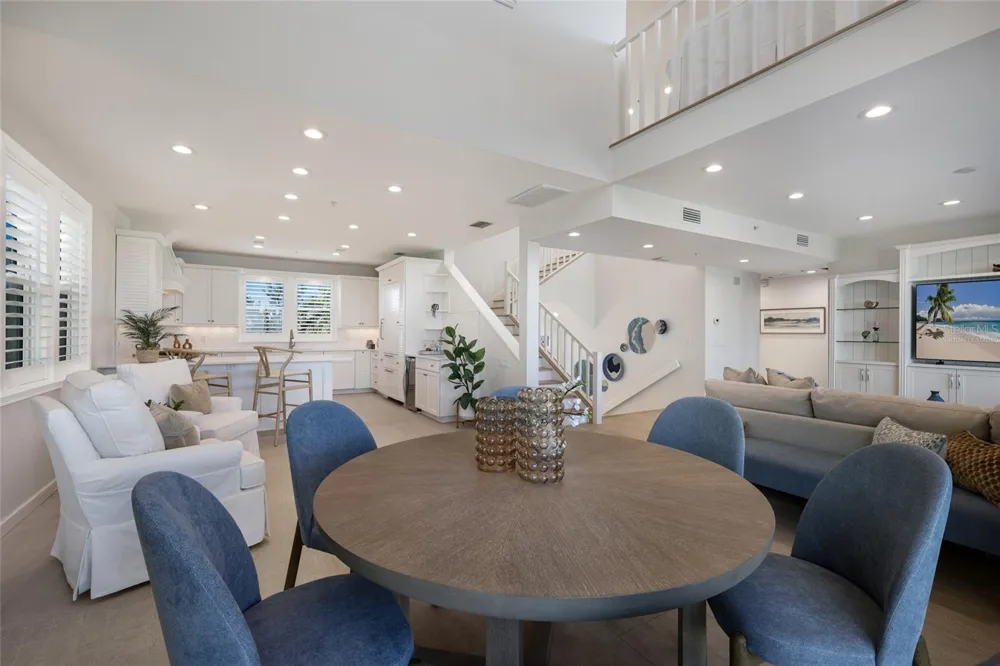 585 BUTTONWOOD BAY DRIVE Boca Grande, FL 33921