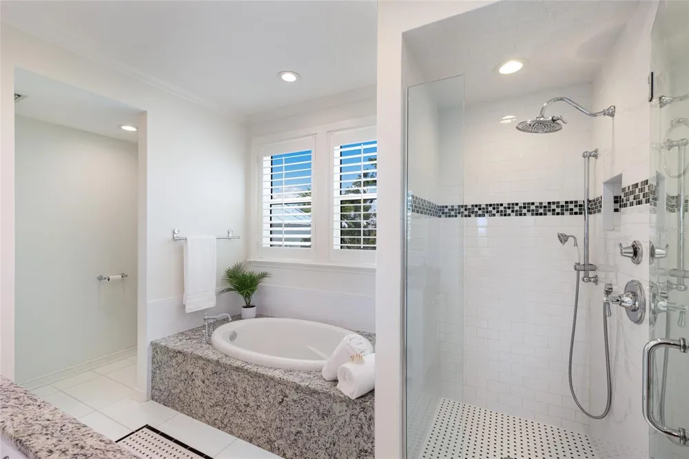 585 BUTTONWOOD BAY DRIVE Boca Grande, FL 33921