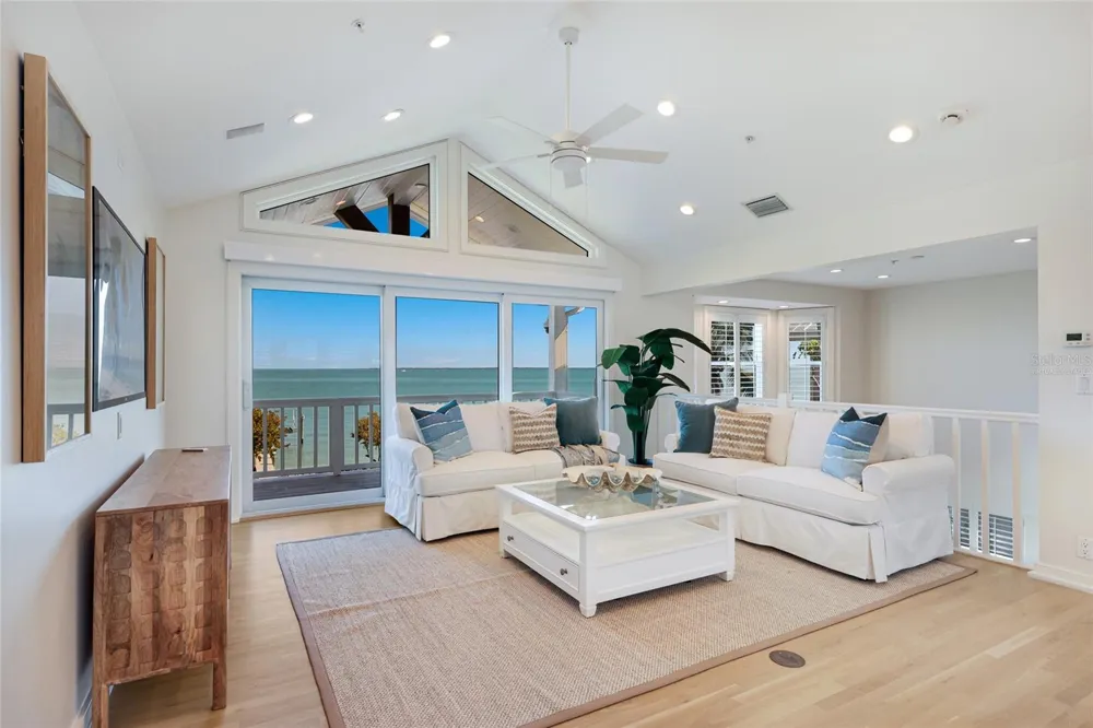 585 BUTTONWOOD BAY DRIVE Boca Grande, FL 33921
