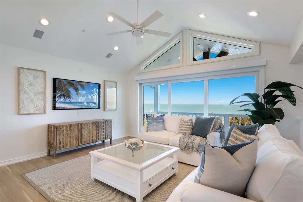 585 BUTTONWOOD BAY DRIVE Boca Grande, FL 33921