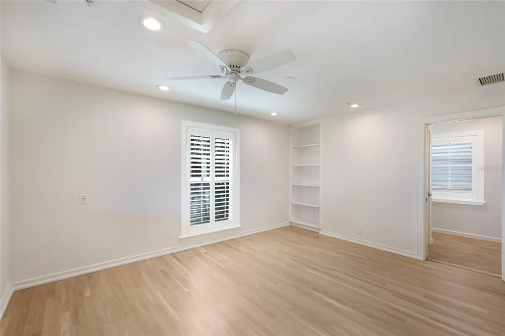 585 BUTTONWOOD BAY DRIVE Boca Grande, FL 33921