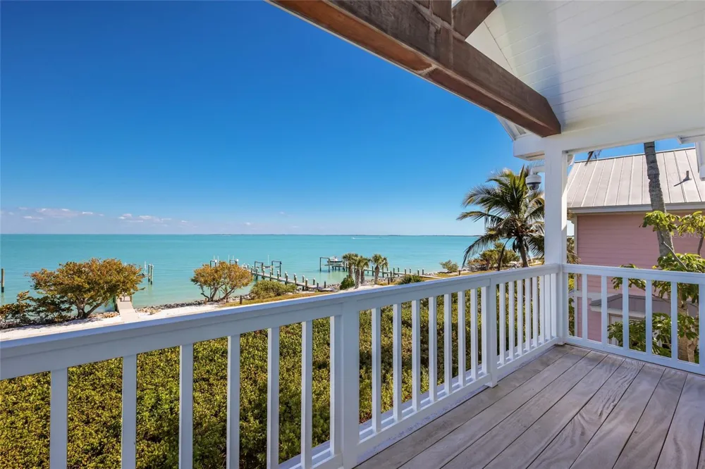 585 BUTTONWOOD BAY DRIVE Boca Grande, FL 33921