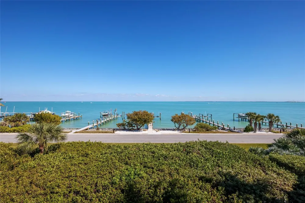 585 BUTTONWOOD BAY DRIVE Boca Grande, FL 33921