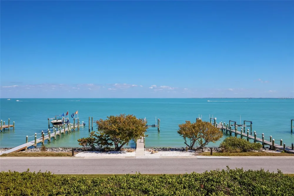 585 BUTTONWOOD BAY DRIVE Boca Grande, FL 33921