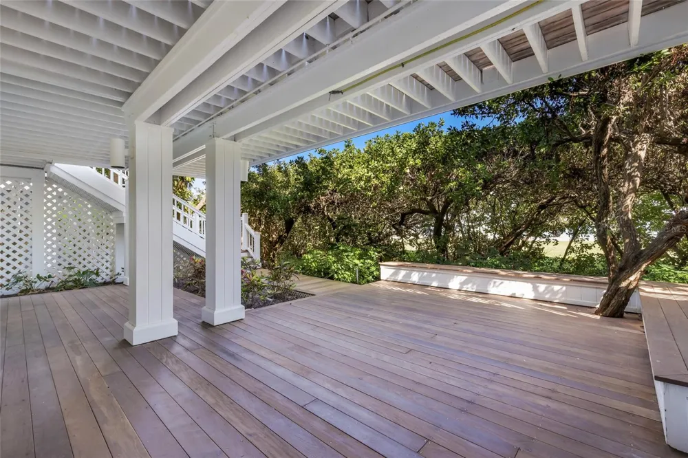 585 BUTTONWOOD BAY DRIVE Boca Grande, FL 33921