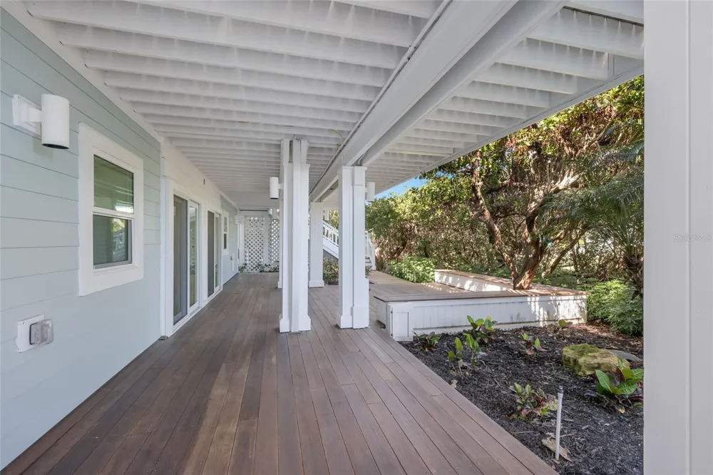 585 BUTTONWOOD BAY DRIVE Boca Grande, FL 33921