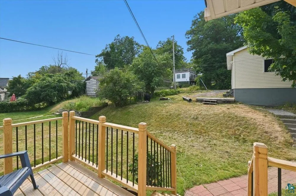 629 Spear Avenue Duluth, MN 55803