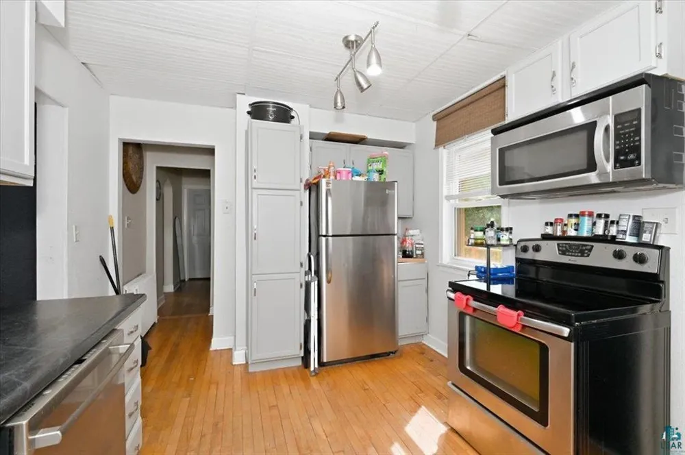 629 Spear Avenue Duluth, MN 55803