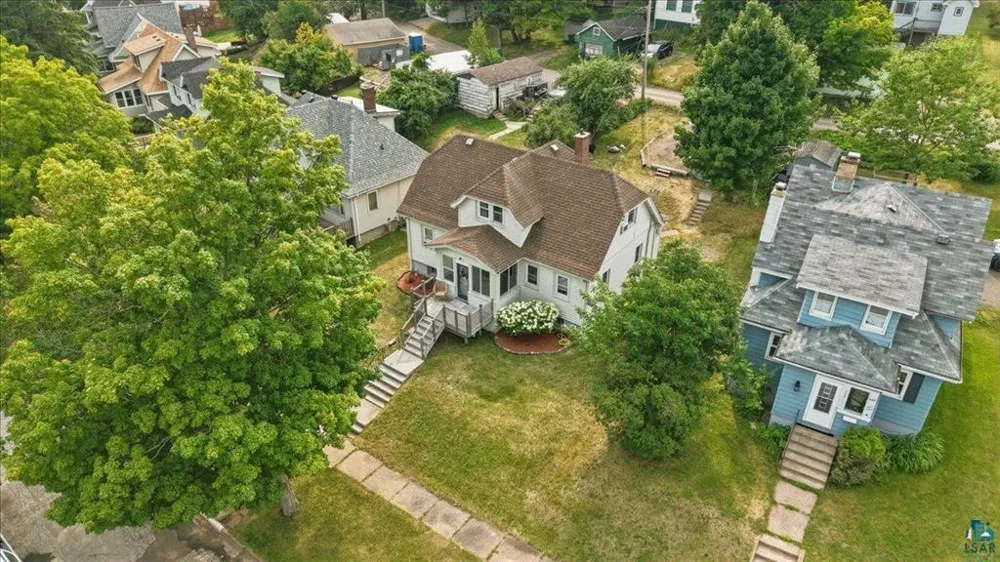 629 Spear Avenue Duluth, MN 55803