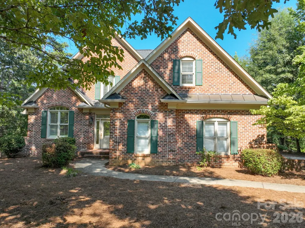 205 Piney Grove Point New London, NC 28127