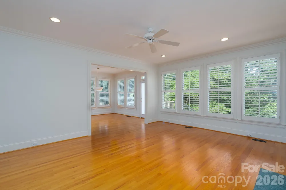 205 Piney Grove Point New London, NC 28127
