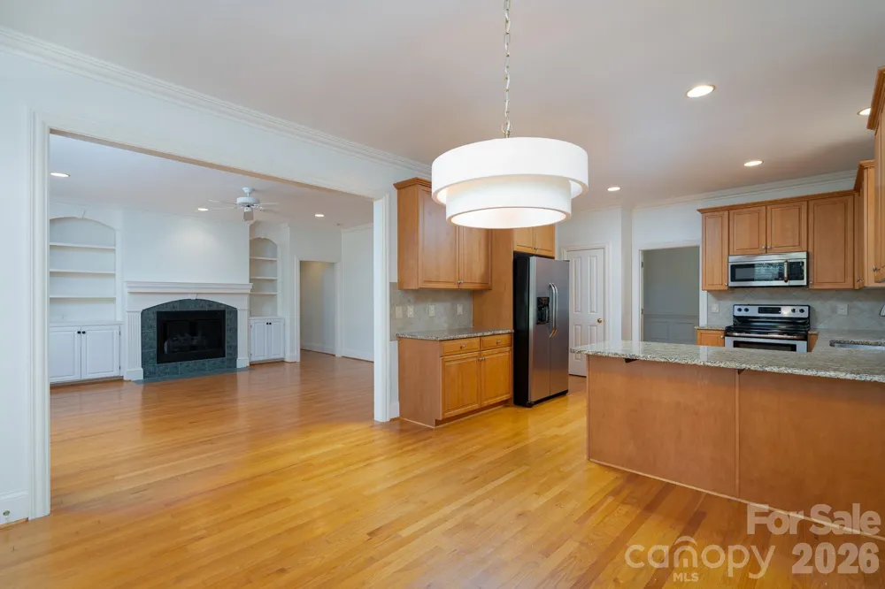 205 Piney Grove Point New London, NC 28127