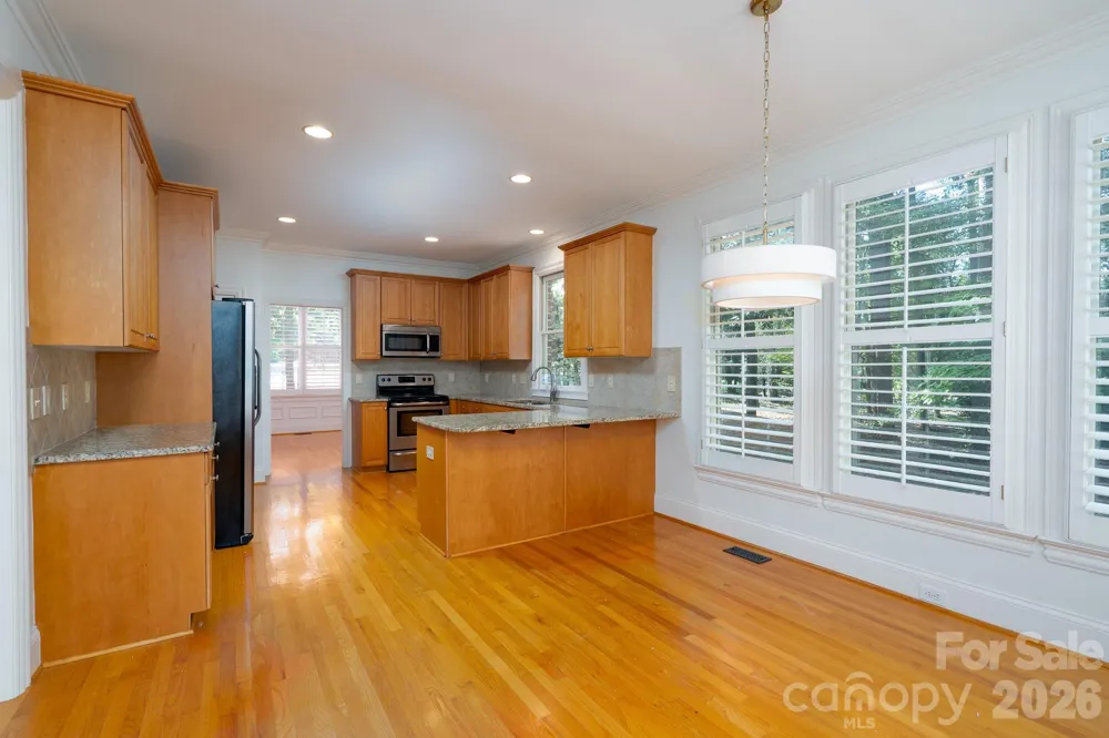 205 Piney Grove Point New London, NC 28127