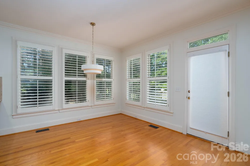 205 Piney Grove Point New London, NC 28127
