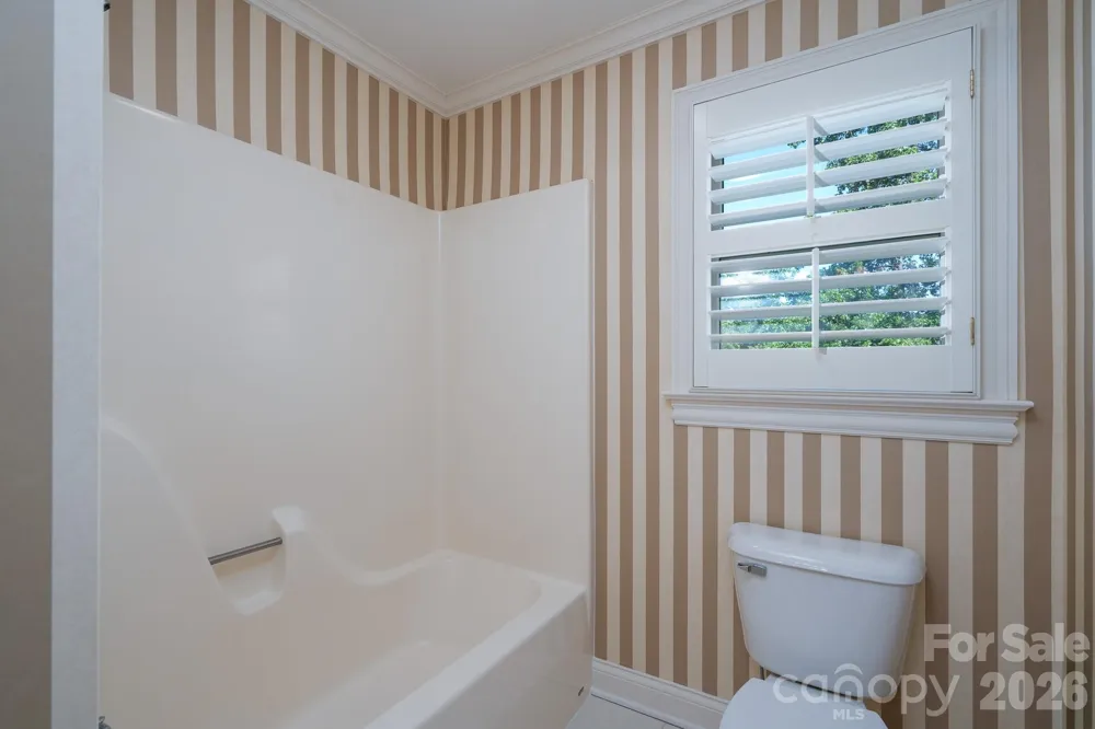 205 Piney Grove Point New London, NC 28127