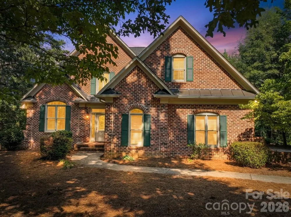 205 Piney Grove Point New London, NC 28127