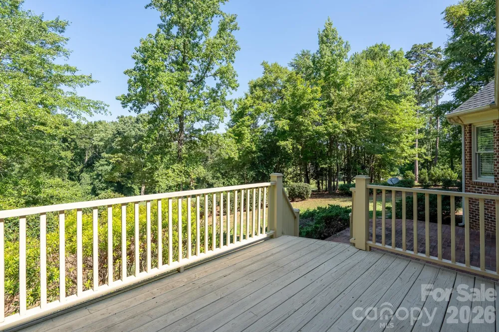 205 Piney Grove Point New London, NC 28127