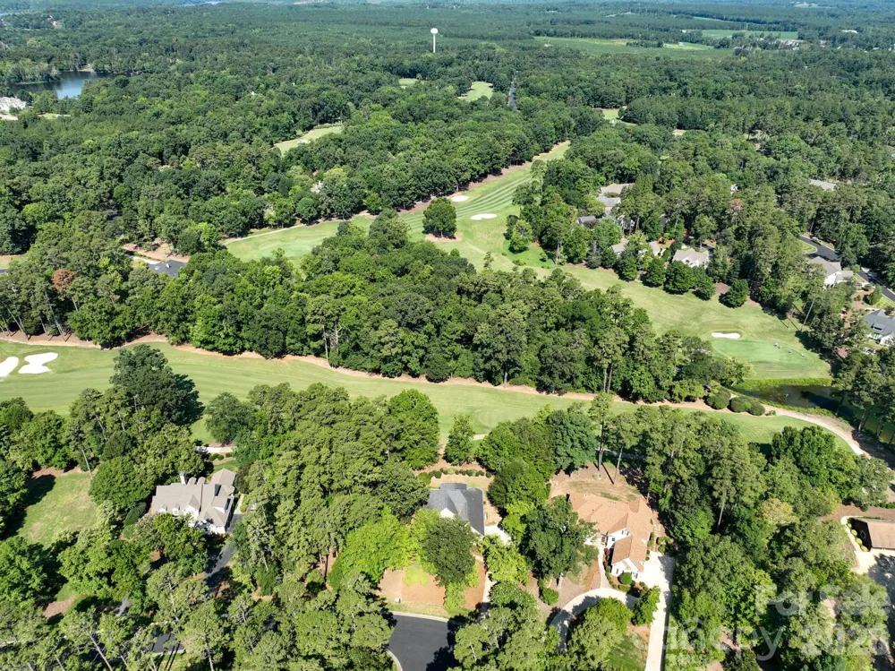 205 Piney Grove Point New London, NC 28127