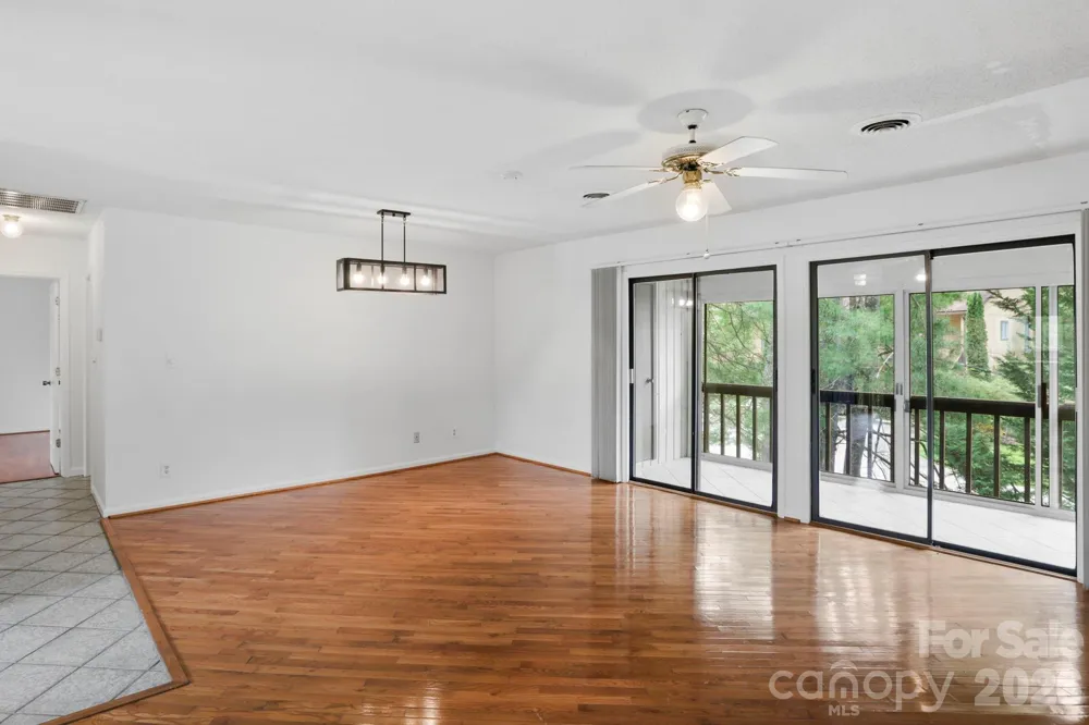 304 Birch Forest Lane Asheville, NC 28803