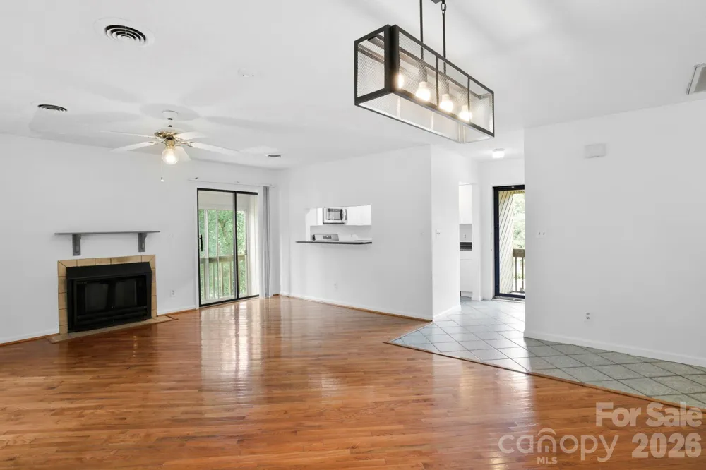 304 Birch Forest Lane Asheville, NC 28803