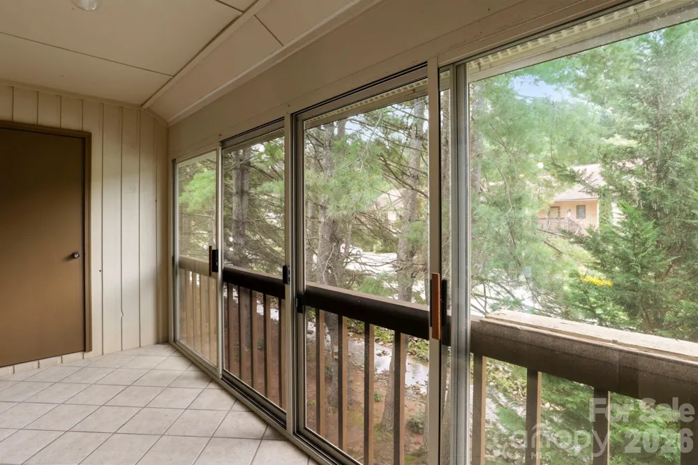 304 Birch Forest Lane Asheville, NC 28803