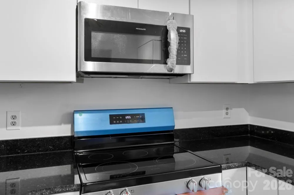 304 Birch Forest Lane Asheville, NC 28803