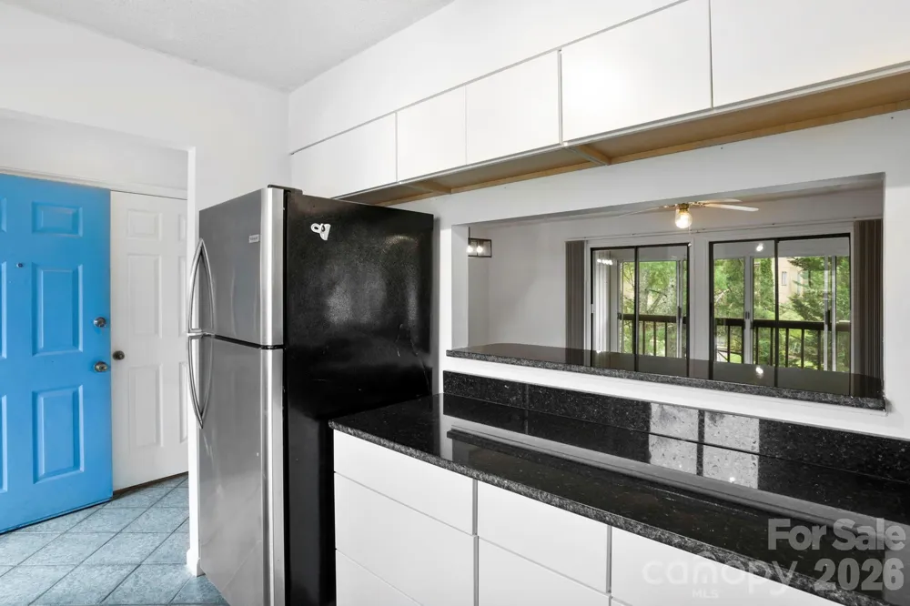 304 Birch Forest Lane Asheville, NC 28803