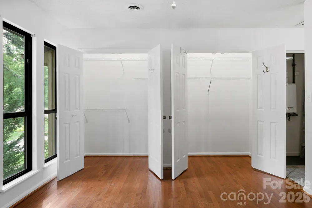 304 Birch Forest Lane Asheville, NC 28803