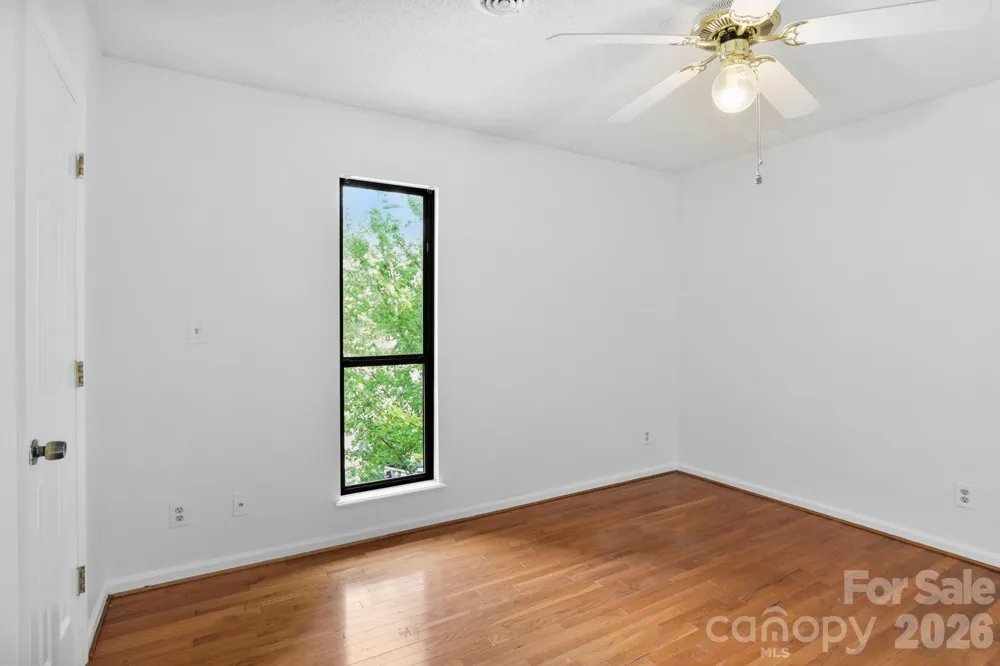 304 Birch Forest Lane Asheville, NC 28803