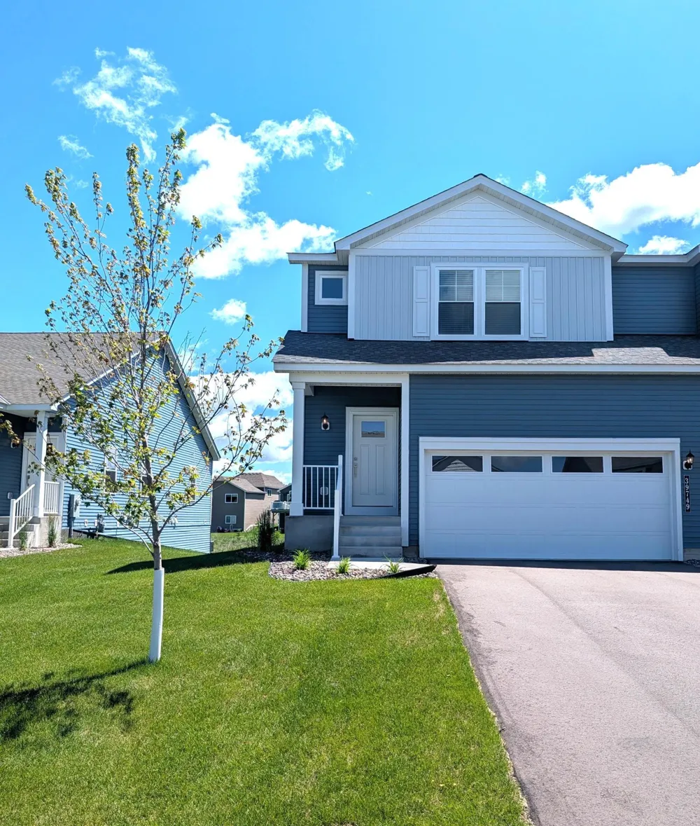 39749 Fallbrook Avenue North Branch, MN 55056