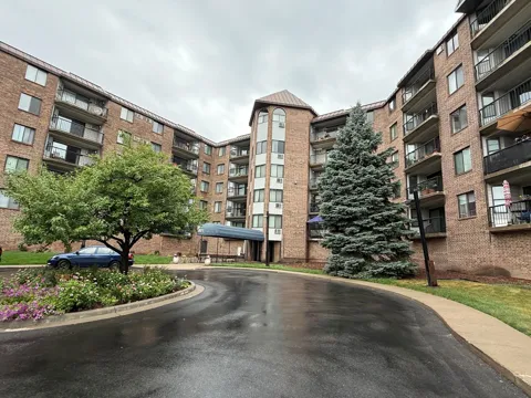 2601 Kenzie Terrace #528