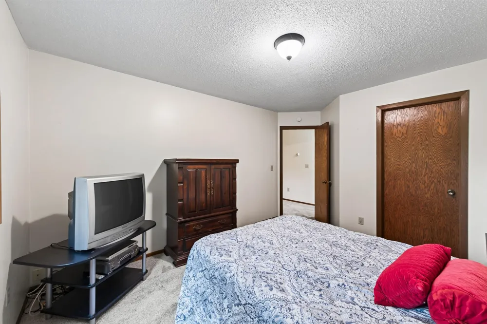 500 Etna Street #102 Saint Paul, MN 55106