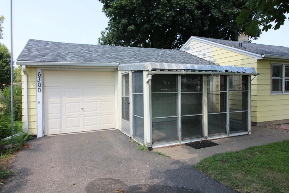 6300 60th Avenue Crystal, MN 55428