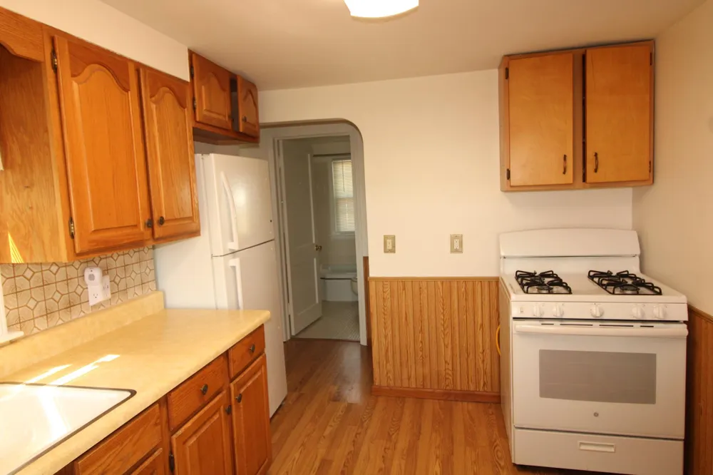 6300 60th Avenue Crystal, MN 55428